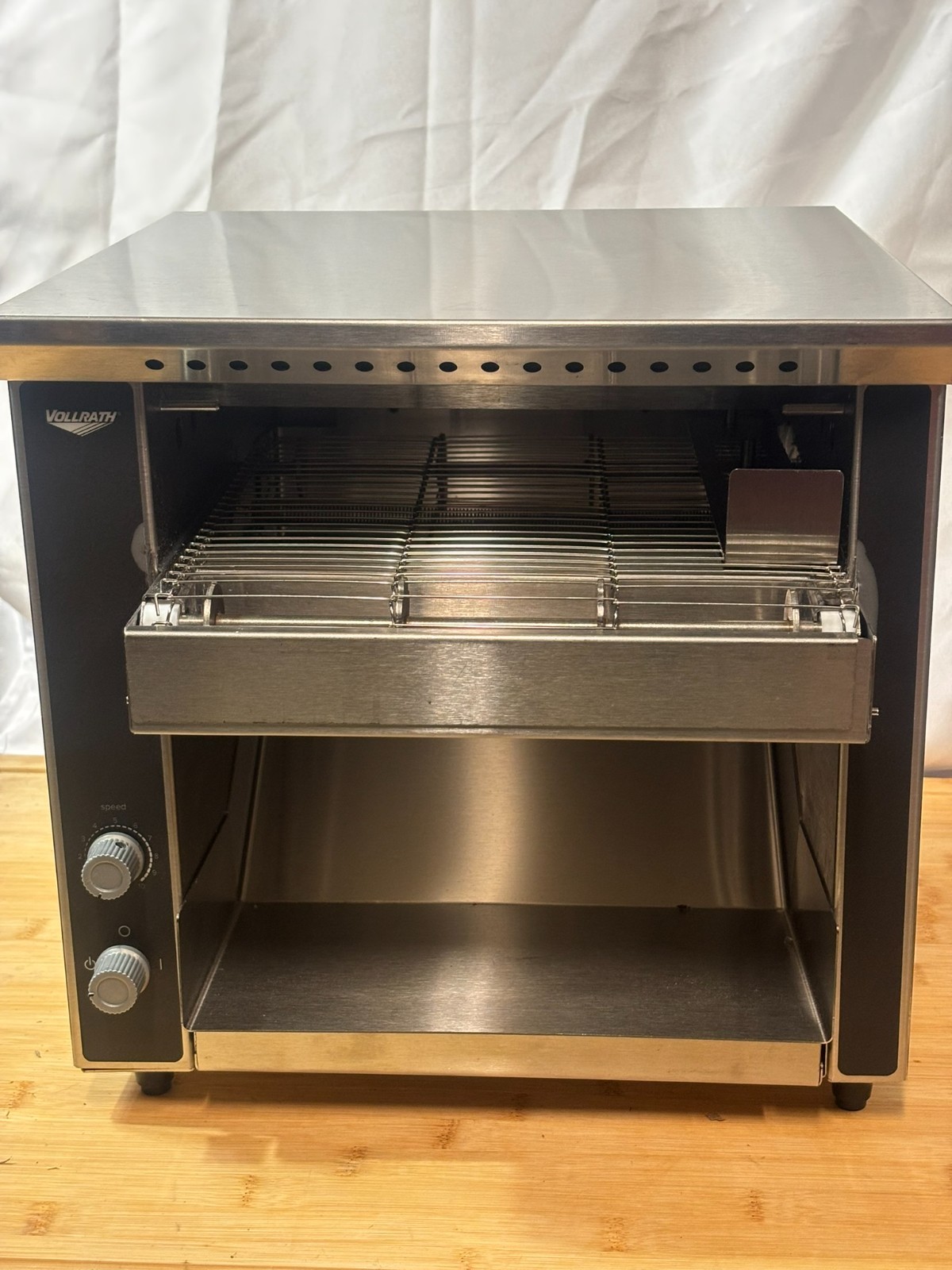 Vollrath CT2H-120250 Commercial / Restaurant Conveyor Toaster - NEW - Open Box