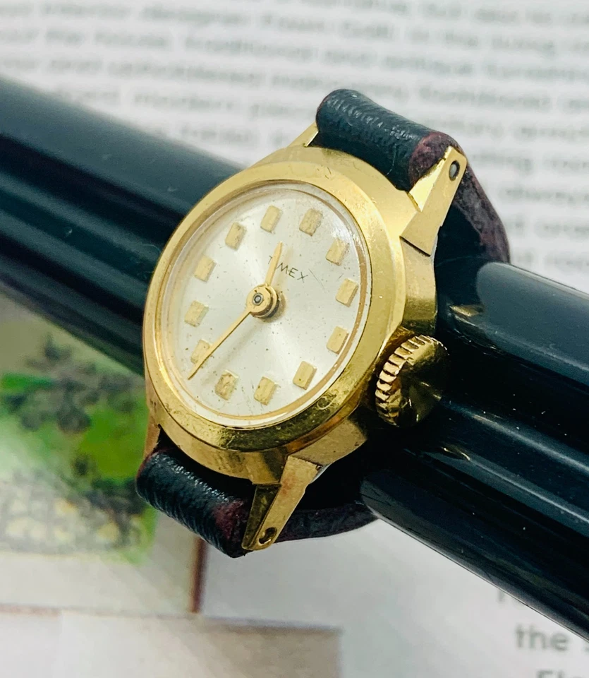 Anillo Reloj TIMEX Retro Mecánico Dorado/Personalizado Cuero Borgoña Dk Talla 6.5 ¡Funciona! Foto 3 de 4