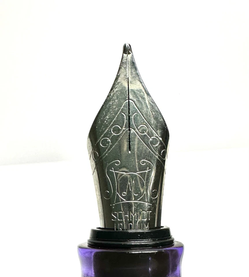 Pluma Estilográfica Benu Titan Plumas Goulet Exclusivas Con Plumín Mediano Nueva En Caja Foto 3 de 4