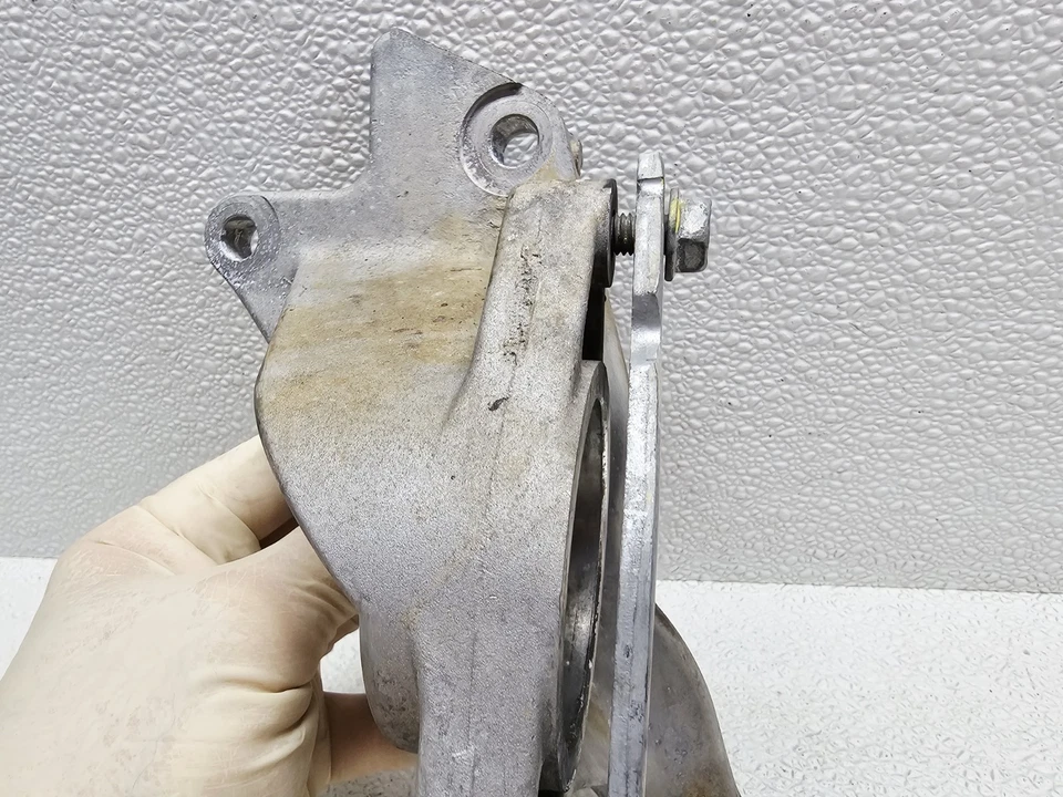 Nissan Rogue 2014-2018 pasajero derecho CV eje soporte soporte soporte OEM  Foto 3 de 4