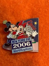 51744    WDW - New Year's Eve 2006 - Mickey and Minnie Mouse