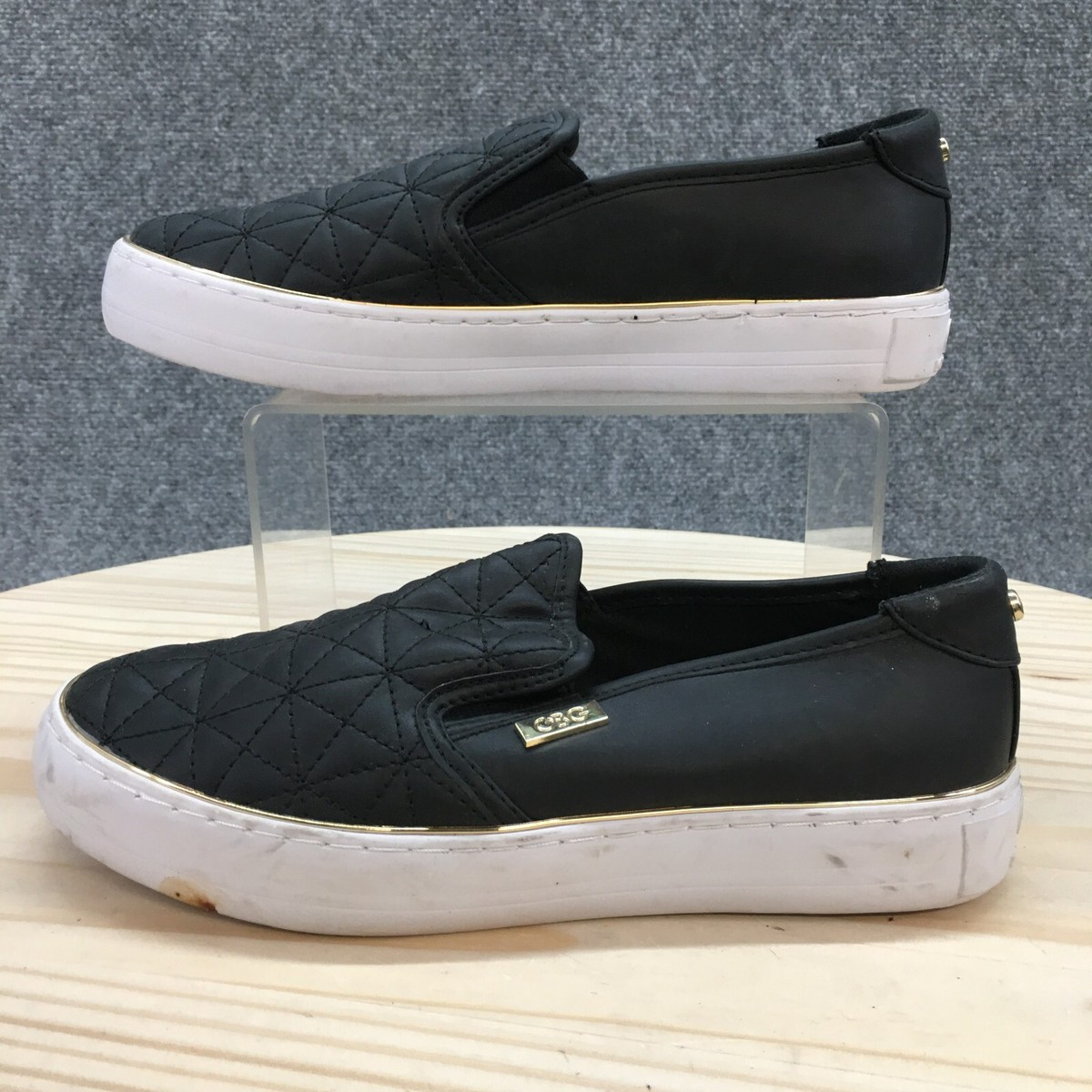 GBG Guess Shoes Womens M Golly Slip On Sneakers Black Faux Leather Comfort