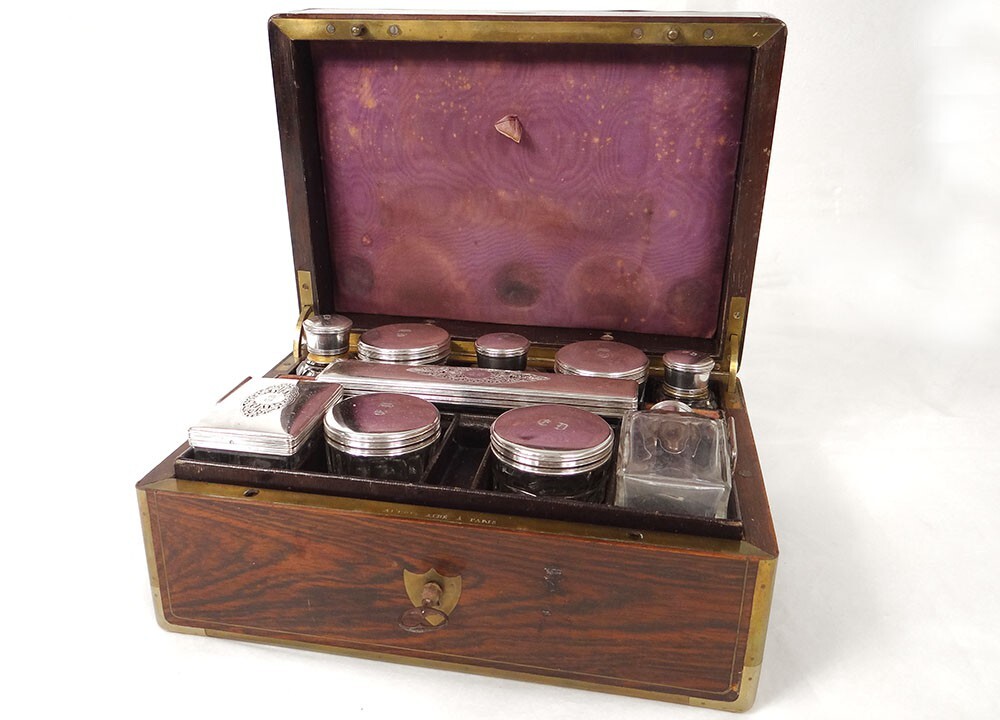 Nécessaire voyage toilette couture Aucoc argent Vieillard acajou laiton 19è