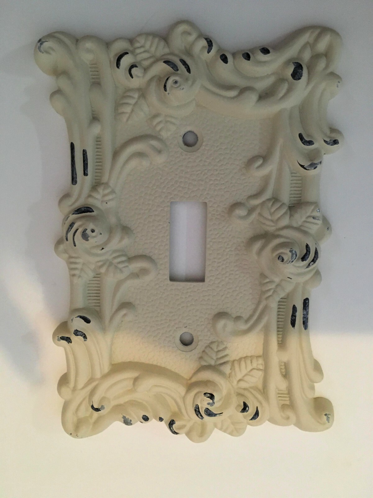 Vintage AMERTAC Cast Metal Wall Plates Antique White - Shabby Light Switch 