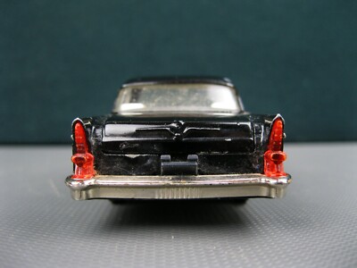 CHAIKA Gaz 13 car model 1:43 RARE VARIANT DIECAST metal