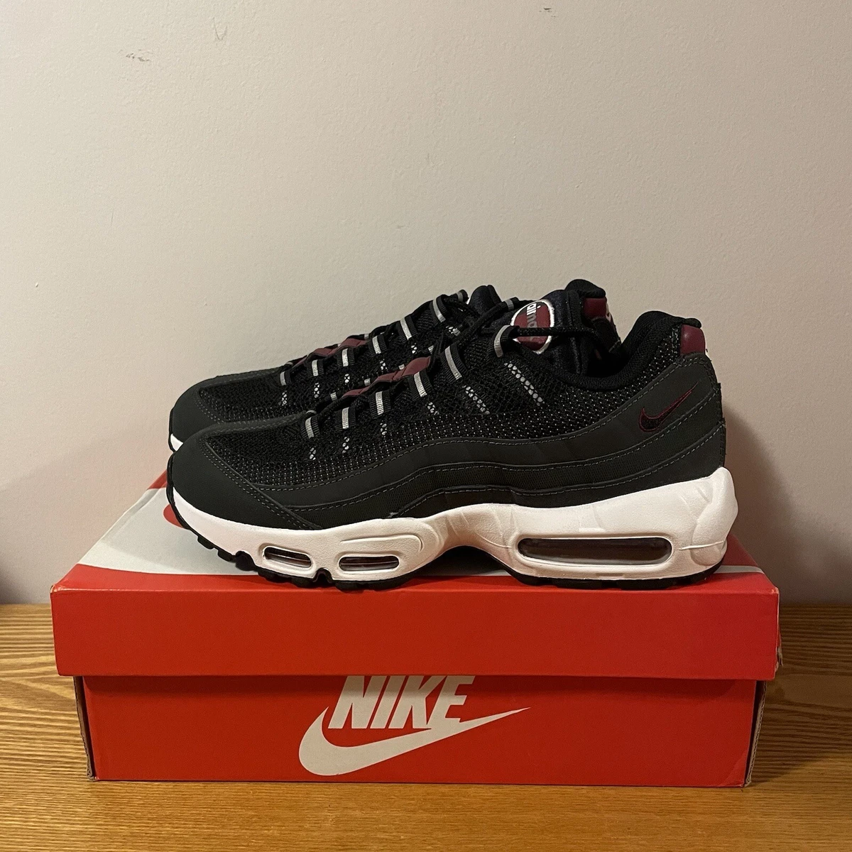 Nike, Air Max 95 Essential Men's Shoes, Air Max 95