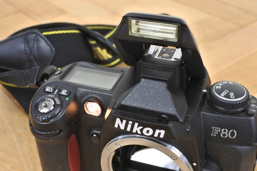 Nikon F80 35mm SLR Film Camera Black Body with Strap - Picture 10 of 17