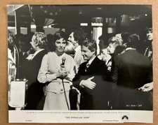 Paula Prentiss William Daniels in The Parallax View 1974 movie photo 50676