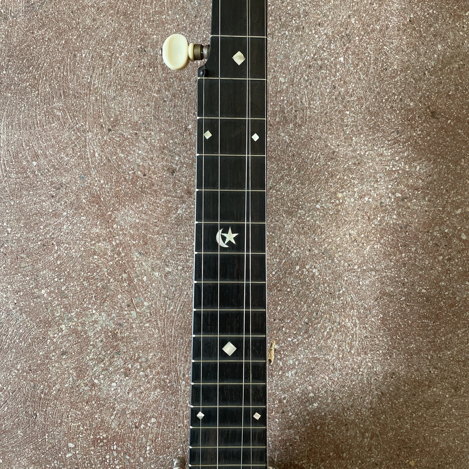 Picture 3 of 24