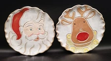 Mud Pie Home Santa and Reindeer Textured Dessert Salad Plate Set of 2 NEW