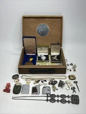 Vintage Enid Collins Wooden Box Bag Purse With Jewelry And Other Items