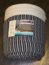 Mainstays Black Stripe Cotton Polyester Quilt King Size Reversible New NWT