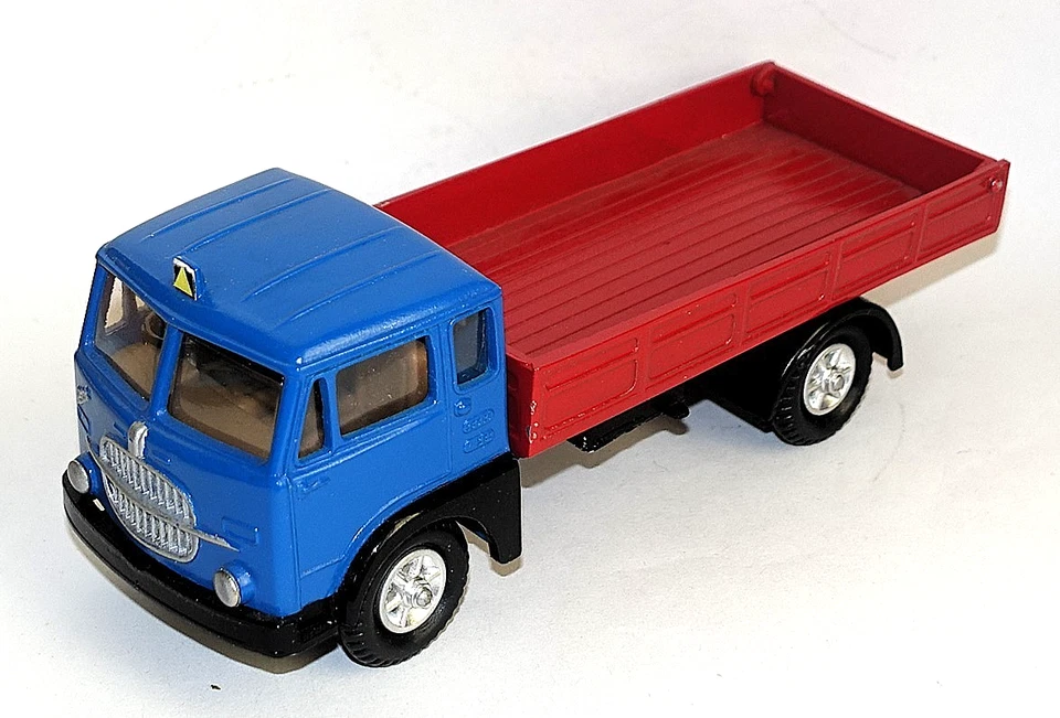 SCOTTOY #97 - REPLICA MERCURY - FIAT 682 N - 1:50 - Immagine 3 di 4