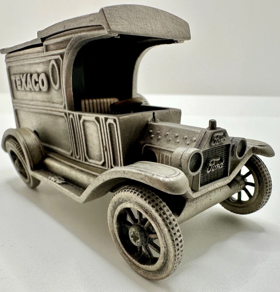 Limited Edition 1913 Ford Model T Delivery Van Fine Pewter Limited Edition - Image 3 of 4