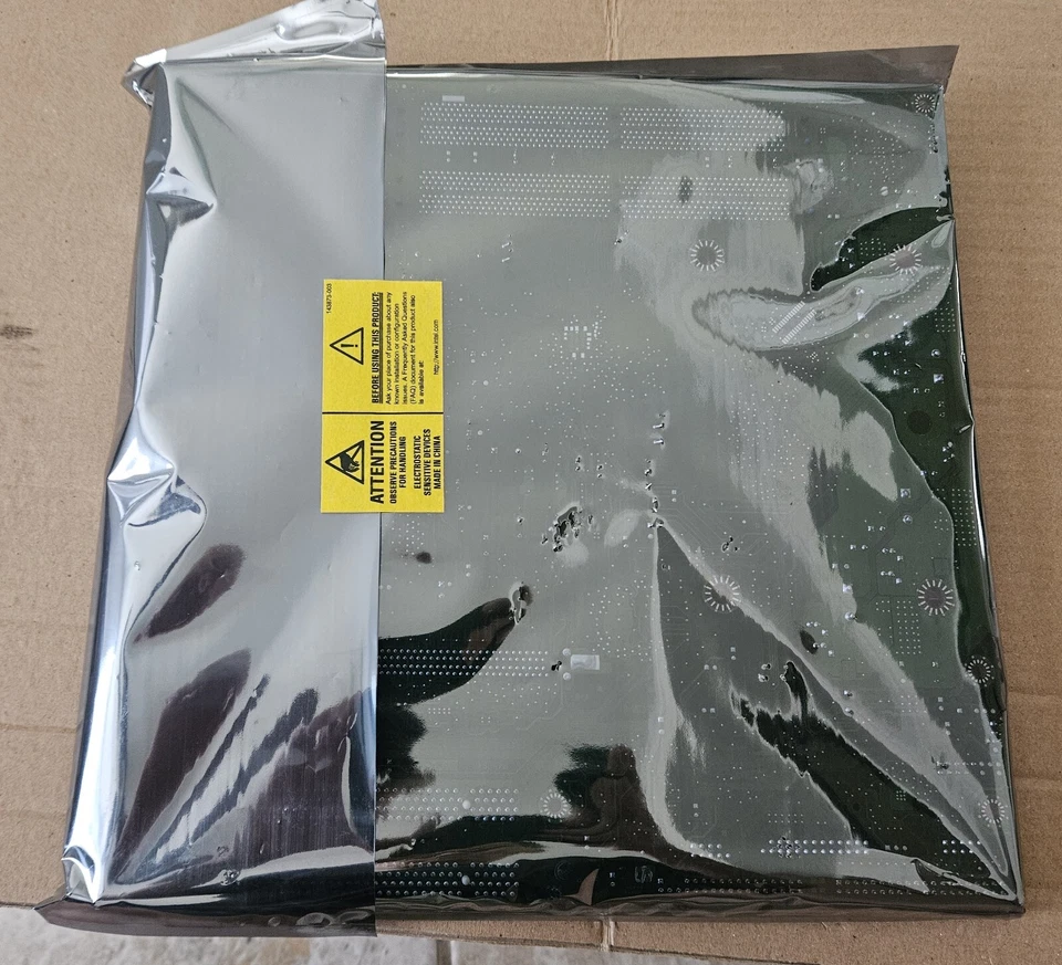 New Intel Desktop Board DQ965CO LGA775 BTX Motherboard, D34641-507 - Image 2 of 4