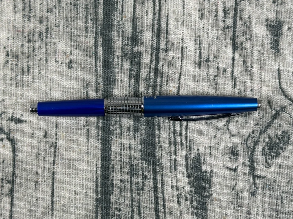 Lápiz mecánico Pentel Kerry Blue Vistaar Software Logo 0,5 mm Foto 2 de 4