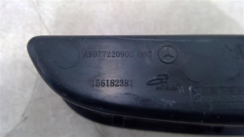 2018-2021 MERCEDES-BENZ SPRINTER 2500 RIGHT FRONT WINDSHIELD BEZEL  