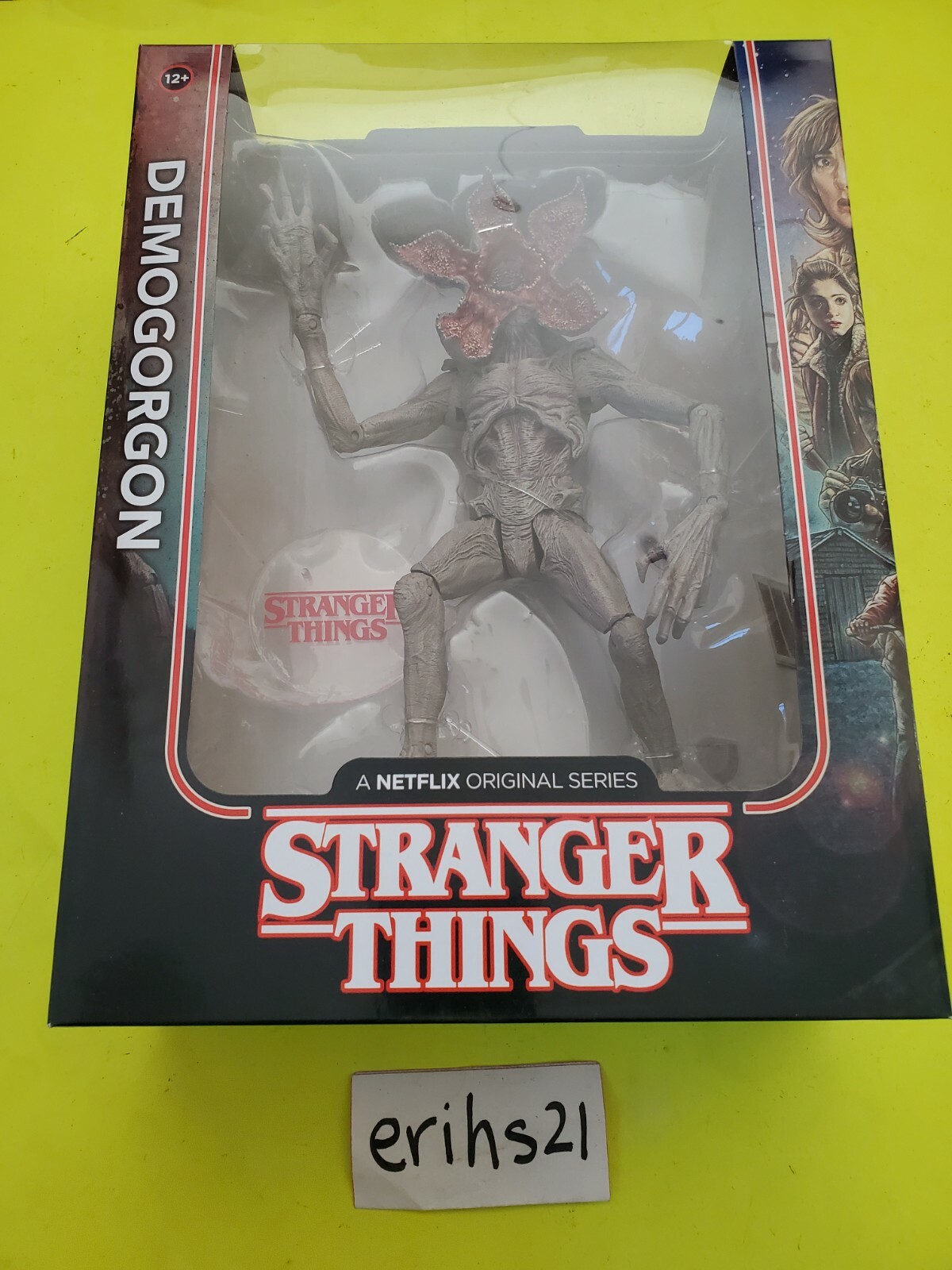 MF13054 McFarlane Toys Stranger Things 10Inch Action Figure