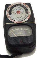 General Electric Exposure Meter Type DW-68 in Leather Case with Original Manual