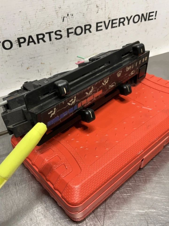 1992-1998 Suzuki Sidekick Geo Tracker Climate Control Fan Heater Switch HVAC OEM - Image 4 of 4