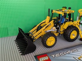 LEGO TECHNIC: Backhoe Loader (8069) - Used - Complete With Manual 