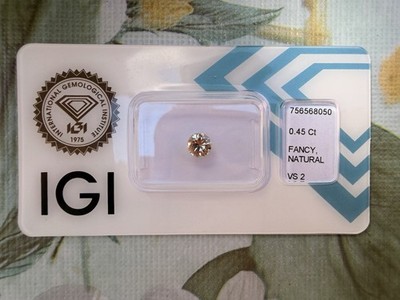 Natürlicher Fancy Grayish Yellow Diamant   0.45 ct   VS2   IGI zertifiziert
