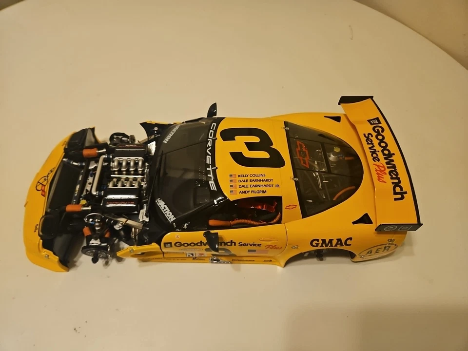 Chevrolet Corvette 1/12 Scale Part No 13121 Dale Earnhardt #3 Diecast Car - Image 2 of 4