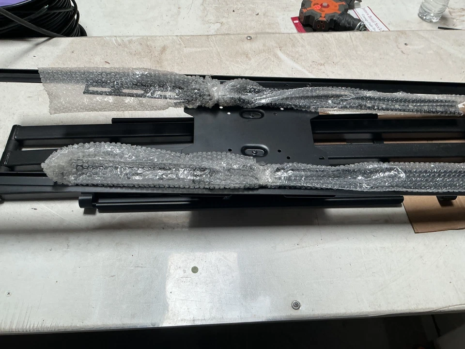 Mustang MV-ARM-XL 42-65 pulgadas proyector articulado doble brazo Foto 3 de 3