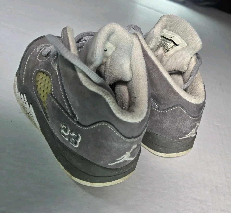 Jordan 5 Retro TD Wolf Gris 2011 Talla 9c Usado 440890-005 Foto 4 de 4