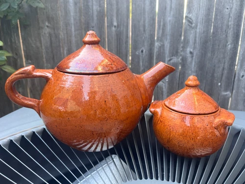 Early North Carolina Jugtown Ware Pottery Orange Glaze Teapot & Sugar Bowl