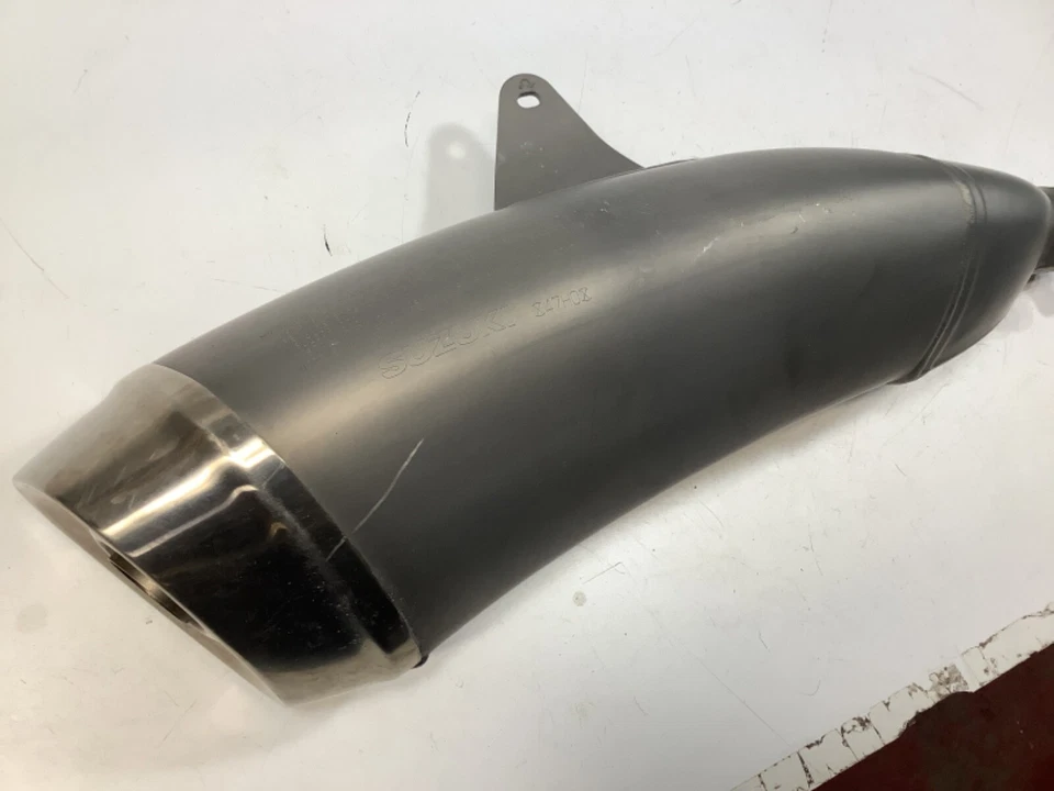 Suzuki 09-11 GSXR1000 GSX-R 1000 Right OEM Exhaust Muffler - Image 2 of 4
