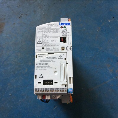 one used lenze Frequency converter E82EV251-2C200 0.25KW 220V spot stock #T7