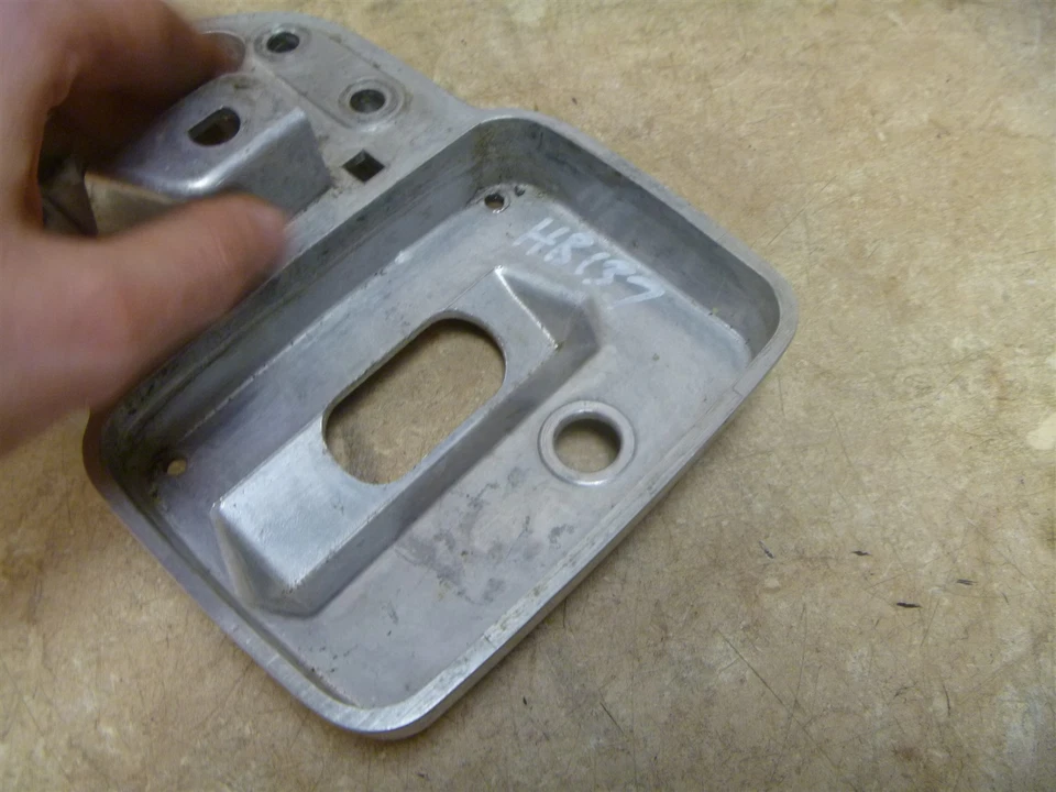 Honda 200 CM TWINSTAR CM200-T Used Meter Top Clamp Mount 1981 Vintage HB137 - Image 3 of 4