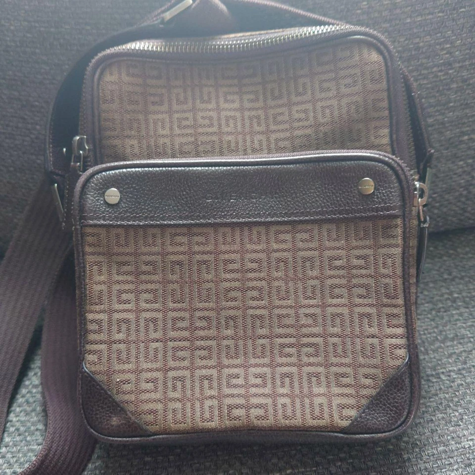 GIVENCHY Monogram Canvas Genuine Leather Shoulder Bag Brown From Japan - Image 3 of 4