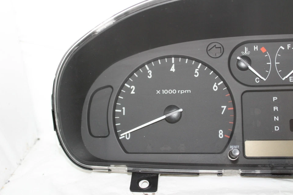 Speedometer Instrument Cluster 03 04 05 Kia Optima Panel Gauges 130,766 Miles - Image 3 of 4