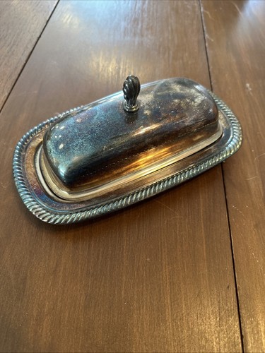 Vintage Wm Rogers #887 Silverplate Butter Dish w/ Glass Insert - Picture 3 of 6