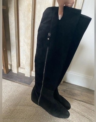 Stuart Weitzman Women's Suede Over The Knee Boots Size 7M Black.