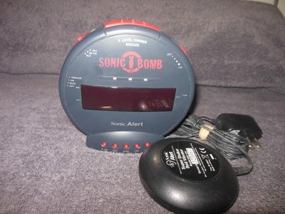 Sonic Alert  Sonic Bomb Extra Loud Alarm Clock w/ Bed Shaker & AC Adapter LOUD!