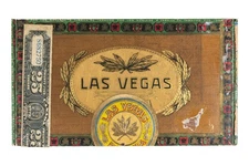 Scarce 1920s Canadian “Las Vegas” hinged cedar 25 cigar box in very good cond
