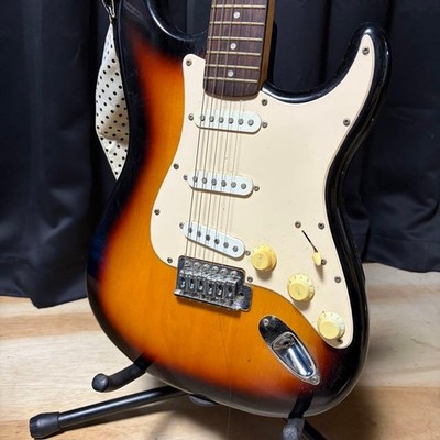 Squier BULLET STRAT by FENDER Strat 130