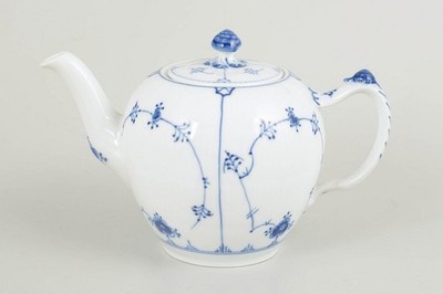 Royal Copenhagen Blue Fluted Plain. Porcelain teapot. Late 20th century.