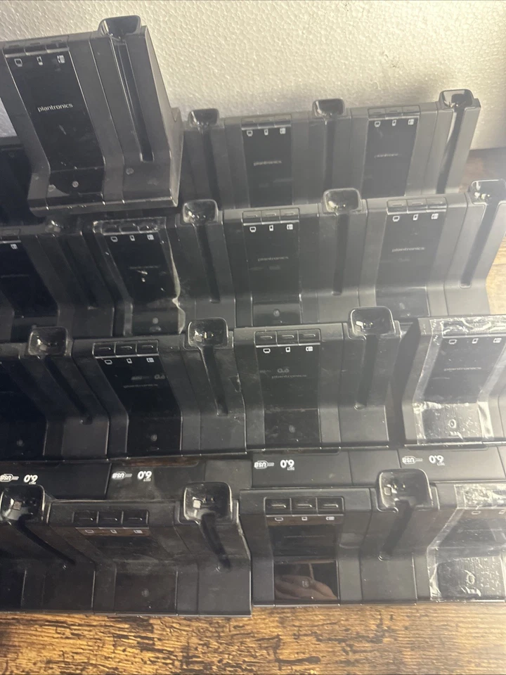 Lote de 25 Plantronics W02 Intertek 81242 USB DECT 6.0 sin base de cable de alimentación solamente Foto 3 de 4