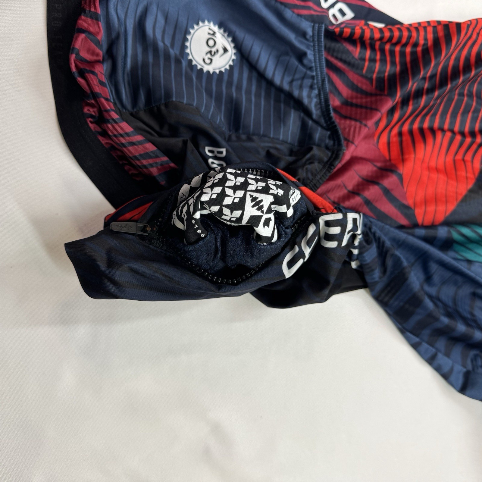 RAPHA ATHLETES PRO TEAM WOMEN'S AERO JERSEY Women’s L Made in Portugal Special