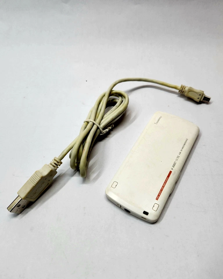 COWON iAudio 9, 4GB, reproductor funcionando con pantalla rota. *Leer descripción*. Foto 2 de 4