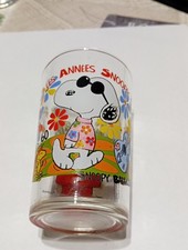 VERRE A MOUTARDE SNOOPY. LES ANNÉES 60.