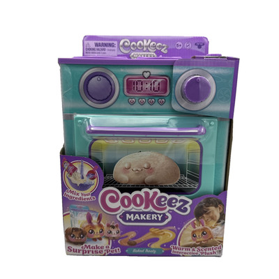 Cookeez Makery Baked Treatz Pet Scented Oven Surprise Toy Plush Interactive New