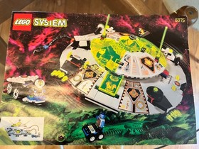 LEGO Space: Alien Avenger (6975) w/ Manual