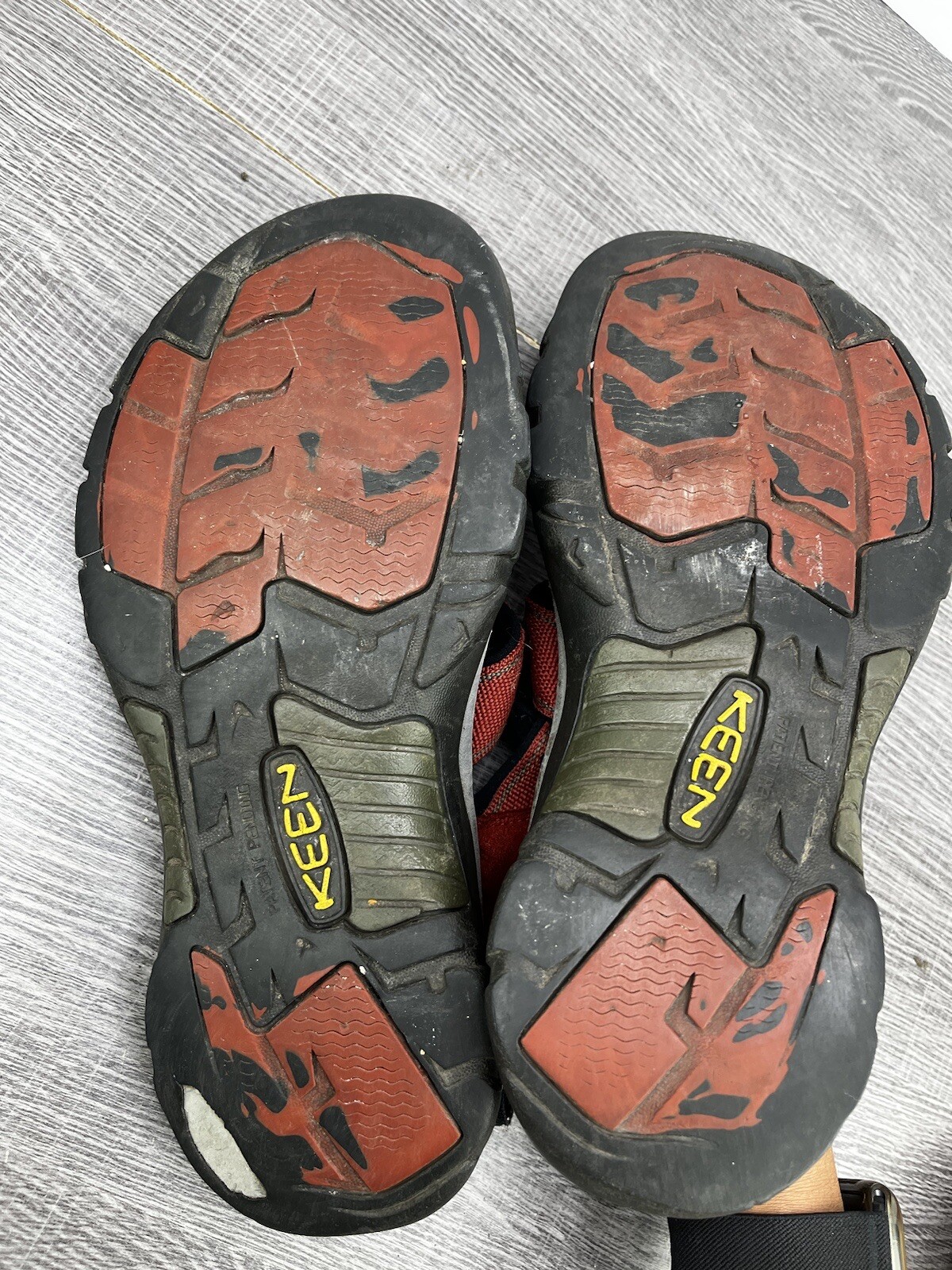 Sandali Keen donna Newport H2 US 12 12 5 rossi impermeabili escursionismo scarpe acqua uomo