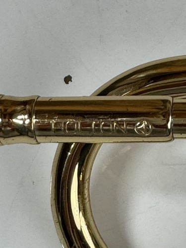Holton T602 USA Trumpet With Holton Mouthpiece and Hardshell Case - Picture 11 of 21
