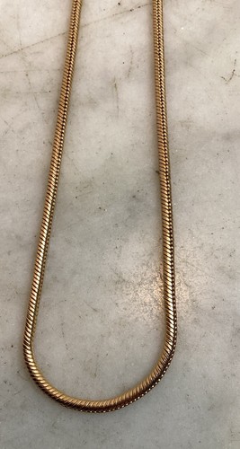 Vintage 14K Gold Herringbone Snake Chain Necklace 17.25” Long Italy 5.18 Grams - Picture 19 of 22